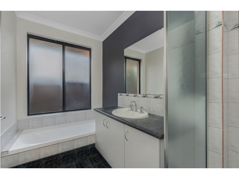 10 Fordwich Street, Butler WA 6036