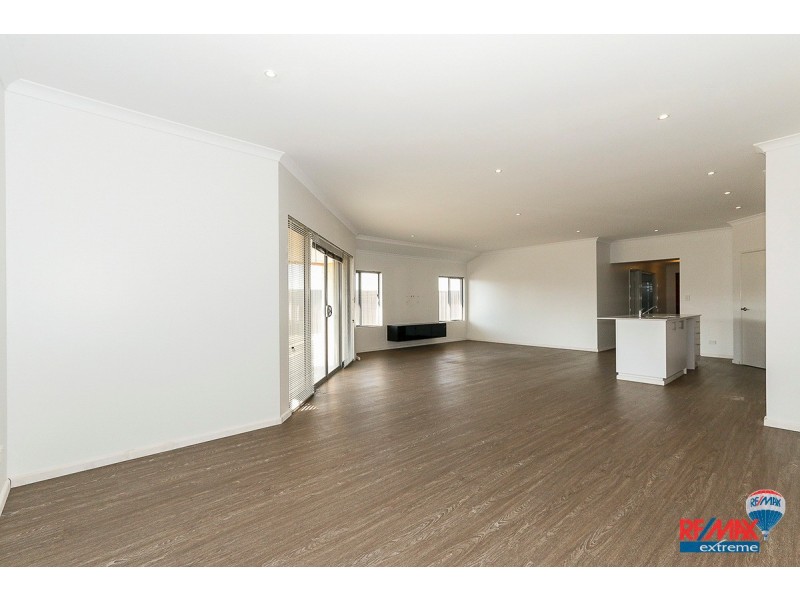 45 Linksman Street, Yanchep WA 6035