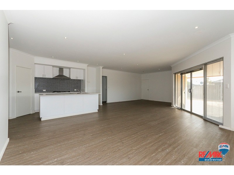 45 Linksman Street, Yanchep WA 6035