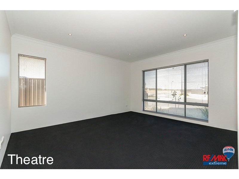 45 Linksman Street, Yanchep WA 6035