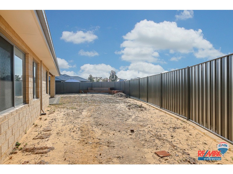 45 Linksman Street, Yanchep WA 6035