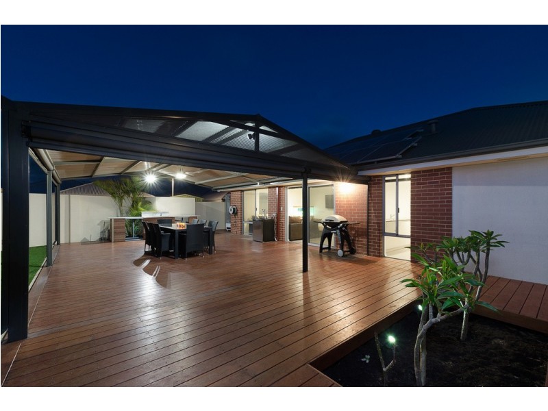 12 Crete Way, Alkimos WA 6038