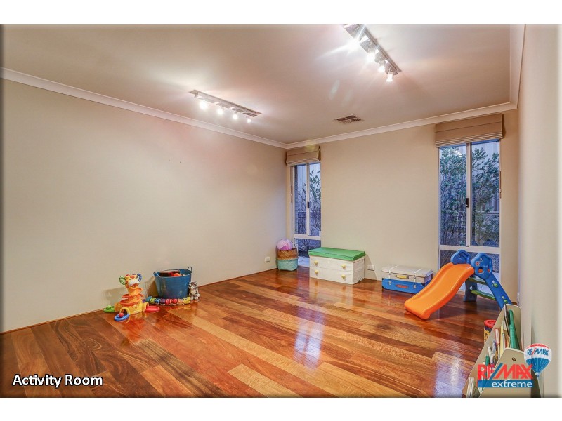 16 Jindalee Boulevard, Jindalee WA 6036