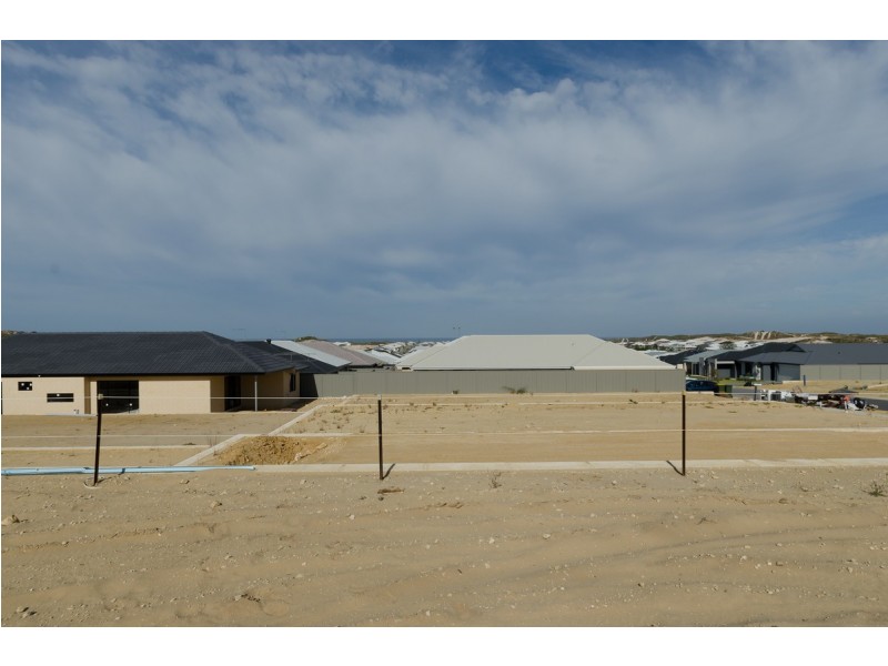 28 Arylide Grove, Eglinton WA 6034