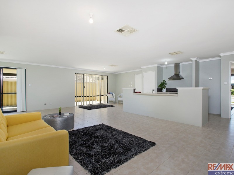 7 Finglas Meander, Butler WA 6036