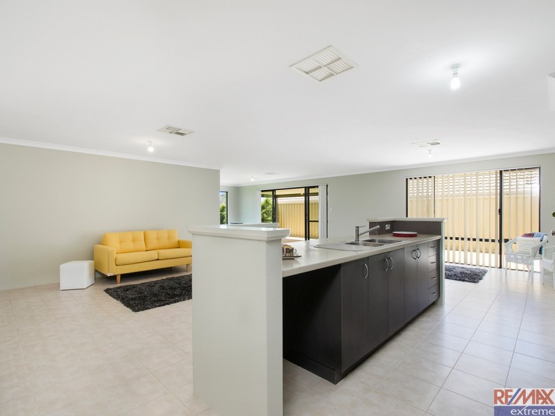 7 Finglas Meander, Butler WA 6036