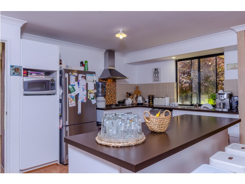 8 Knighton Way, Butler WA 6036