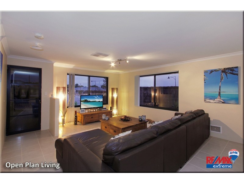 11 Oxted Link, Butler WA 6036