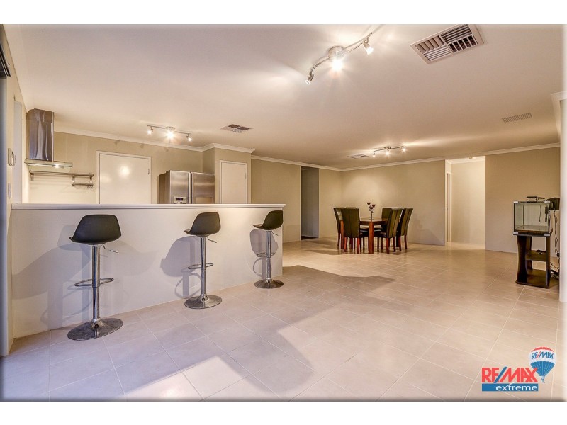 11 Oxted Link, Butler WA 6036