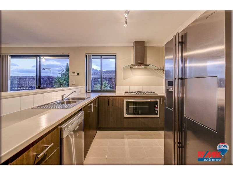 11 Oxted Link, Butler WA 6036
