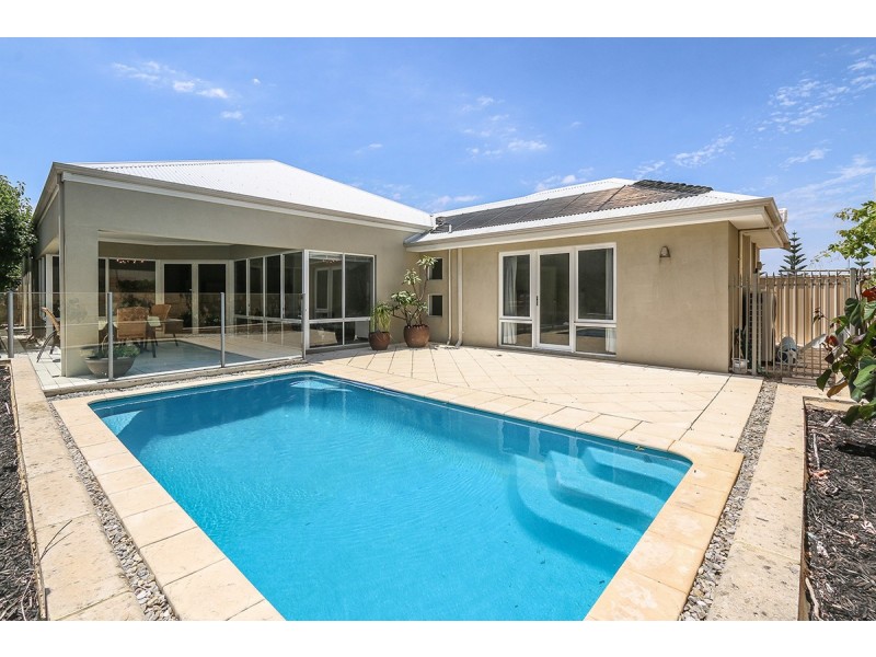 5 Stingray Way, Jindalee WA 6036