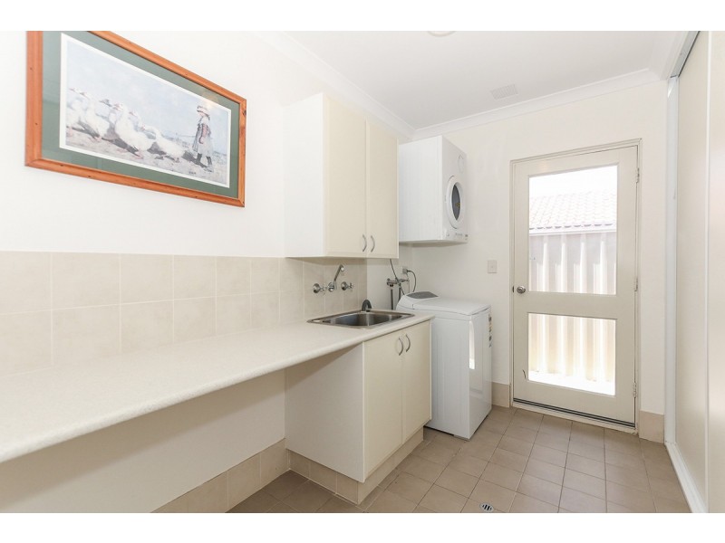 5 Stingray Way, Jindalee WA 6036