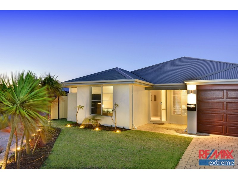 19 La Mirada Avenue, Clarkson WA 6030