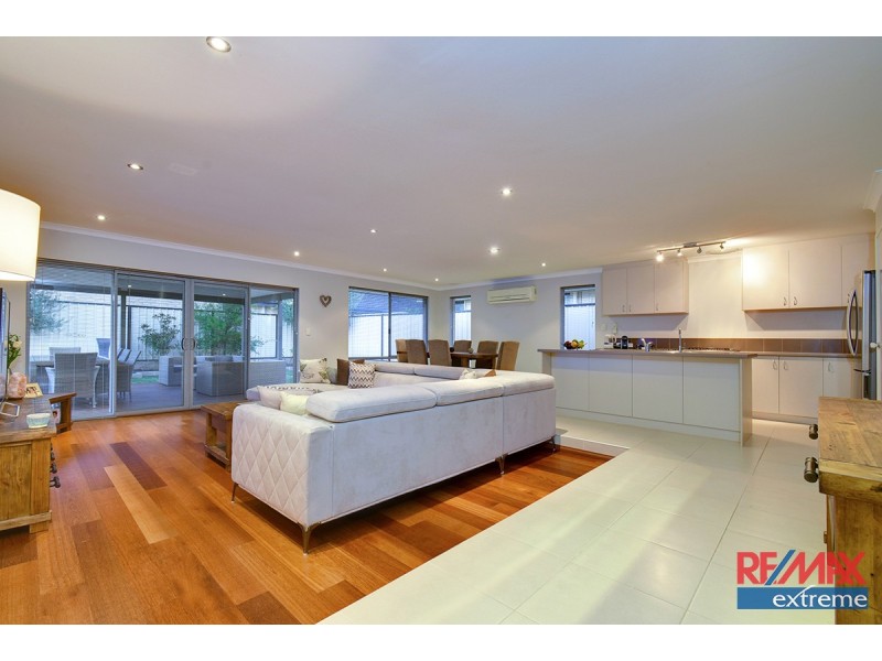 19 La Mirada Avenue, Clarkson WA 6030