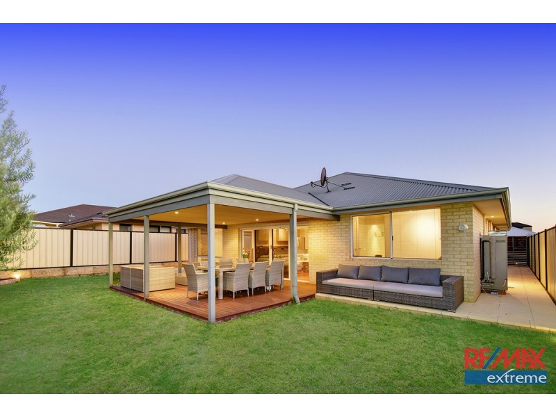 19 La Mirada Avenue, Clarkson WA 6030