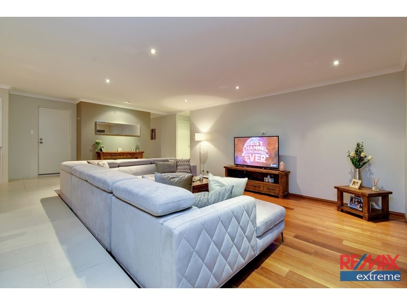 19 La Mirada Avenue, Clarkson WA 6030