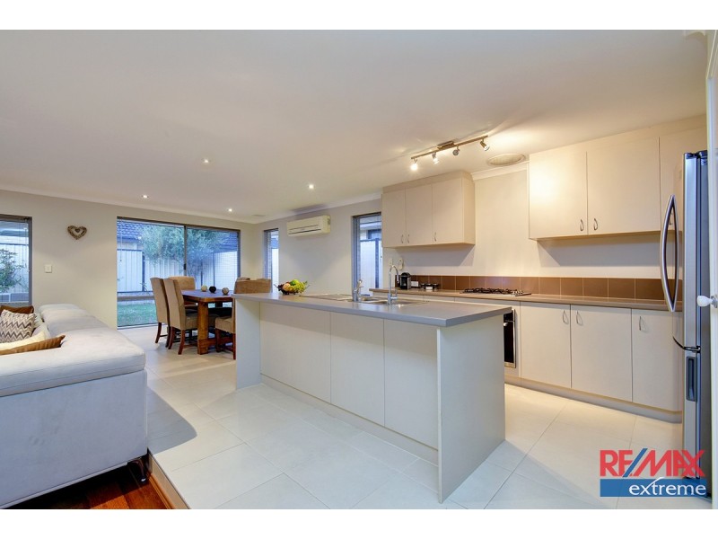 19 La Mirada Avenue, Clarkson WA 6030