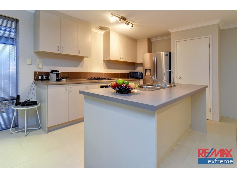 19 La Mirada Avenue, Clarkson WA 6030