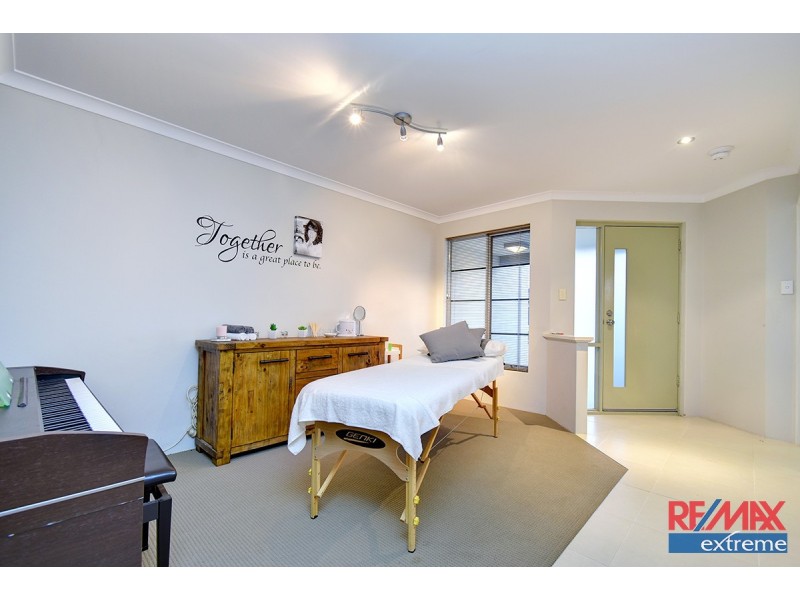 19 La Mirada Avenue, Clarkson WA 6030