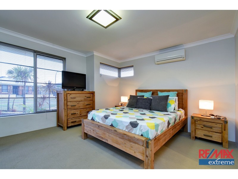 19 La Mirada Avenue, Clarkson WA 6030