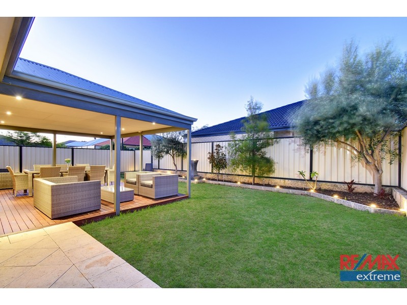 19 La Mirada Avenue, Clarkson WA 6030