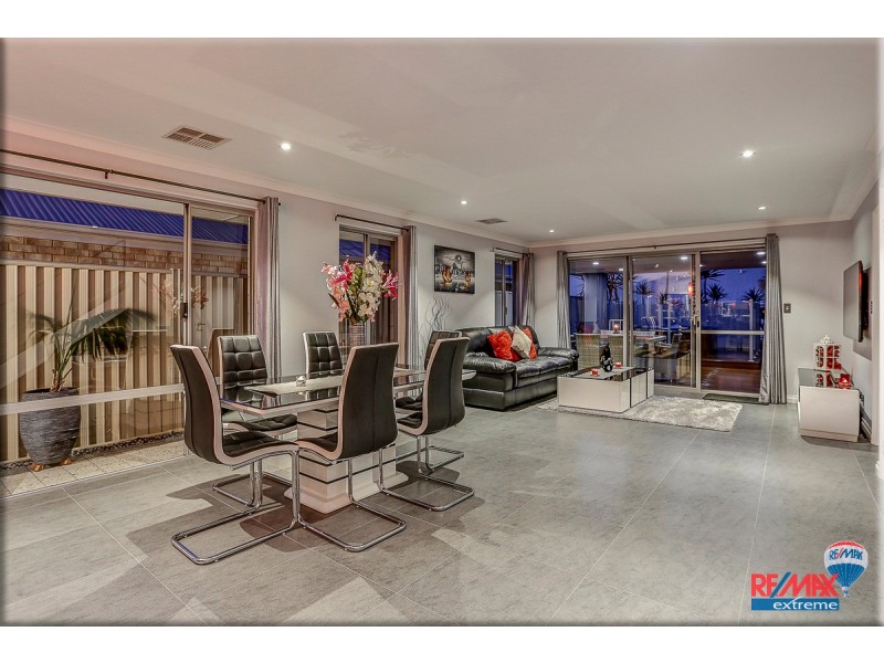 7 Comito Bend, Alkimos WA 6038