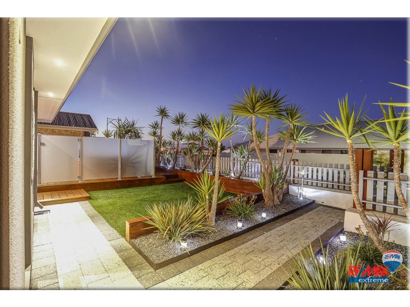 7 Comito Bend, Alkimos WA 6038