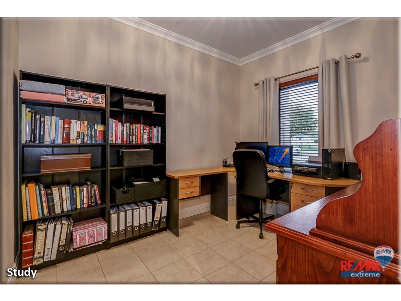 12 Kilgetty Gate, Butler WA 6036