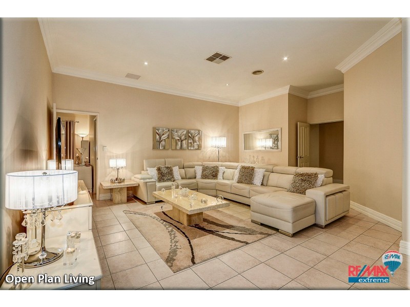 12 Kilgetty Gate, Butler WA 6036