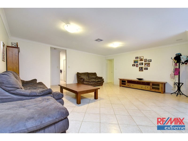 6 Carlisle Approach, Butler WA 6036