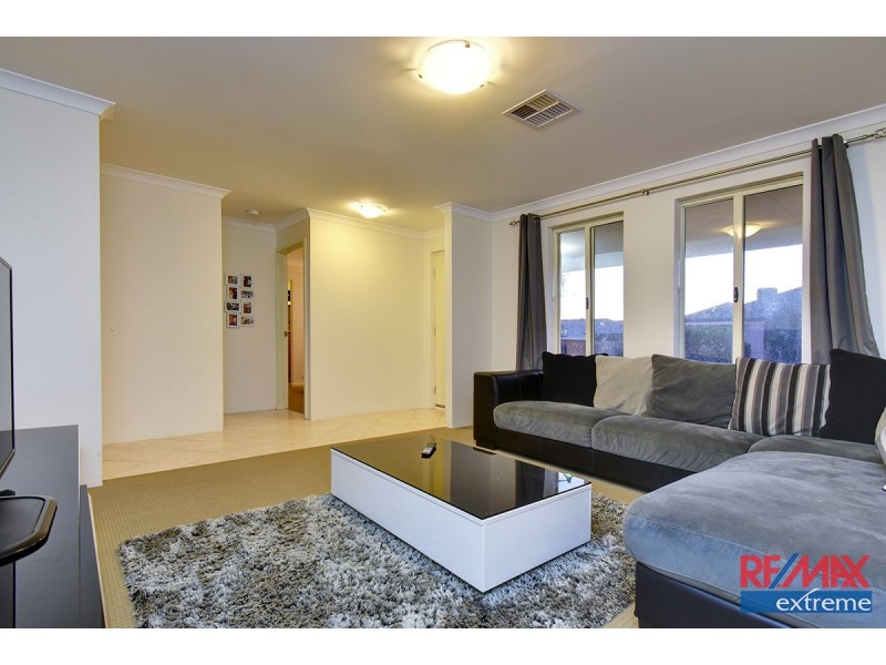 6 Carlisle Approach, Butler WA 6036