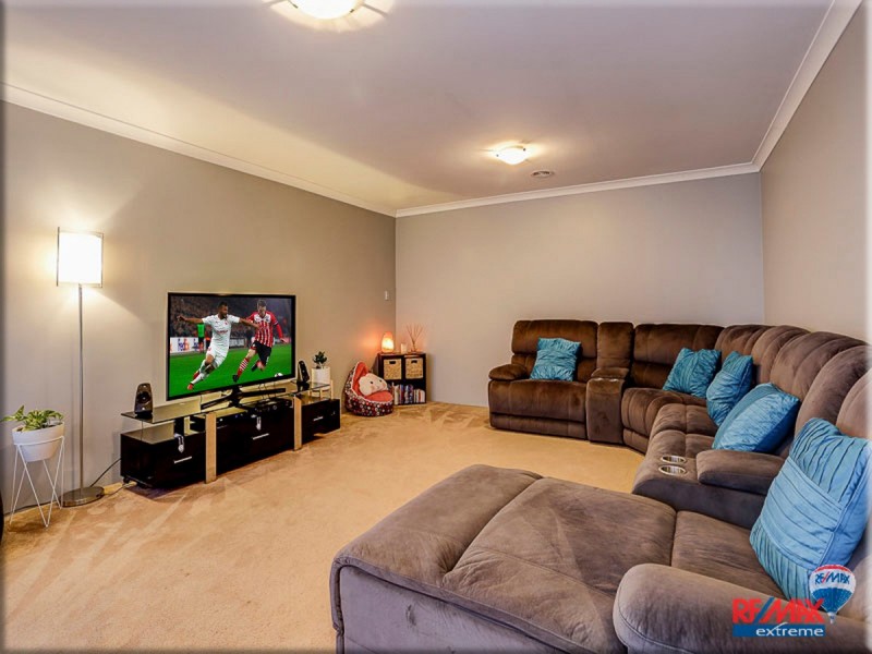 27 Landbeach Boulevard, Butler WA 6036