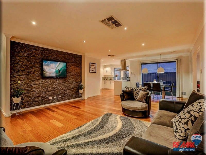 27 Landbeach Boulevard, Butler WA 6036