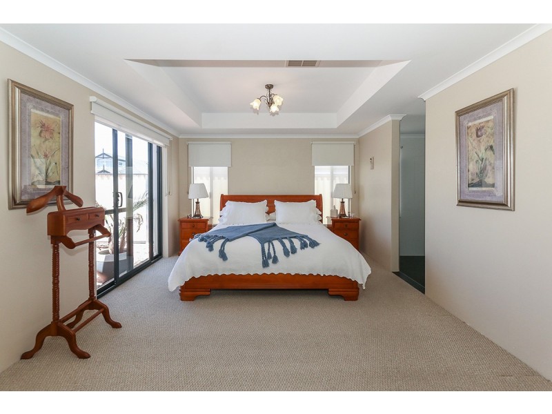 15 Masthead Close, Jindalee WA 6036
