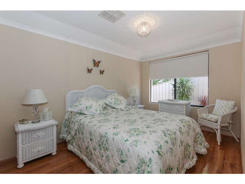 15 Masthead Close, Jindalee WA 6036