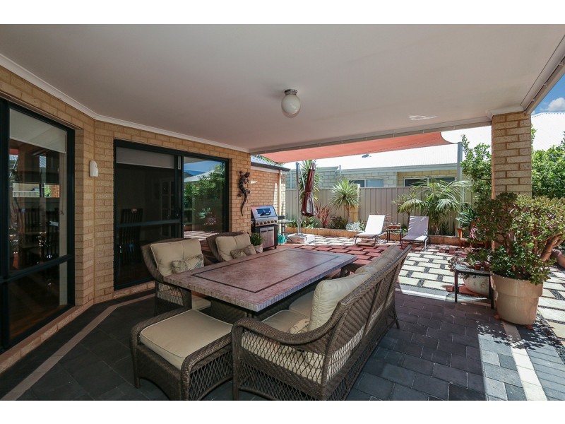 15 Masthead Close, Jindalee WA 6036