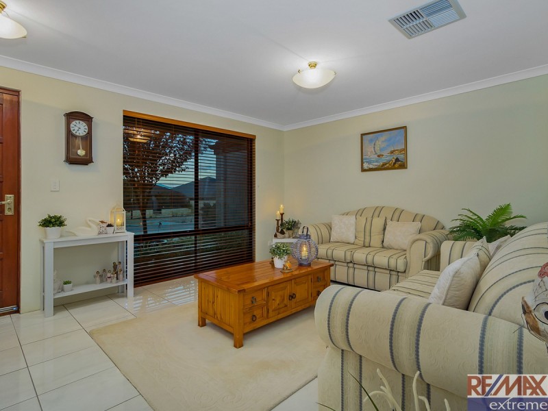 9 La Mirada Avenue, Clarkson WA 6030