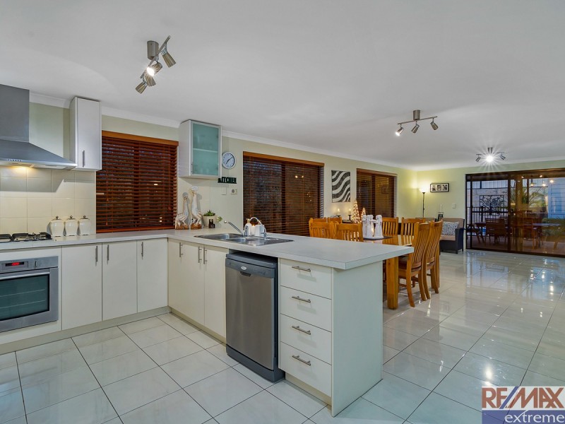 9 La Mirada Avenue, Clarkson WA 6030