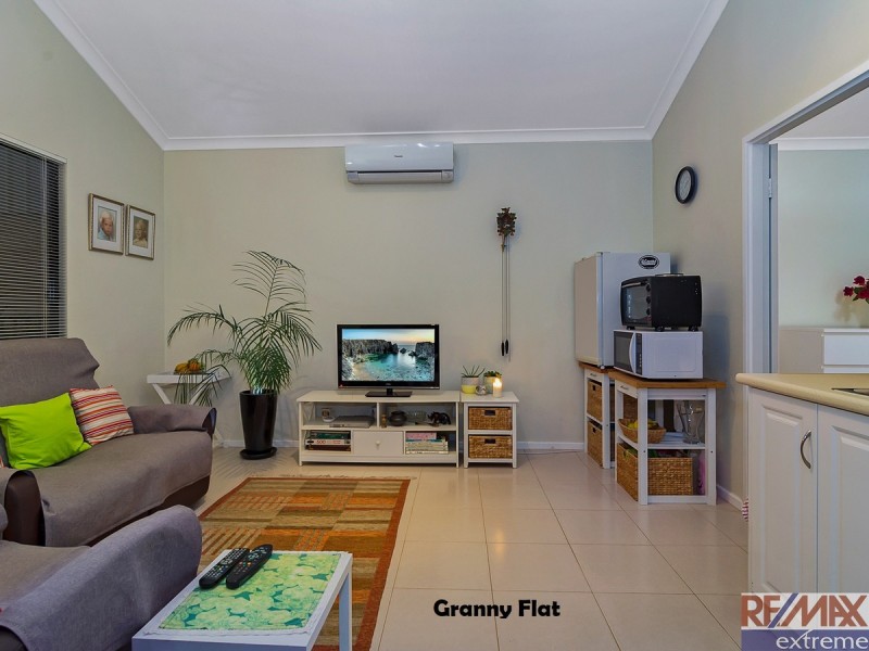 9 La Mirada Avenue, Clarkson WA 6030