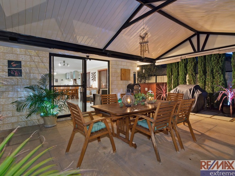 9 La Mirada Avenue, Clarkson WA 6030