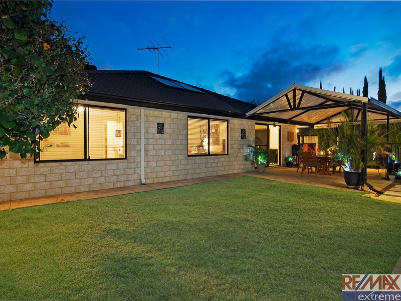 9 La Mirada Avenue, Clarkson WA 6030