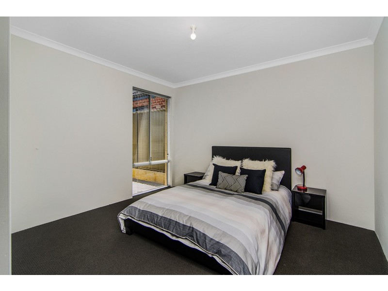 3 Fulvous Loop, Eglinton WA 6034