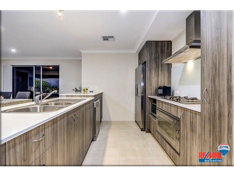 5 Crete Way, Alkimos WA 6038