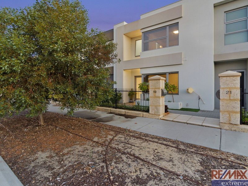 19 Wyperfeld Street, Yanchep WA 6035