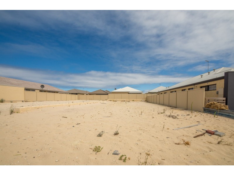 9 Tangelo Grove, Eglinton WA 6034