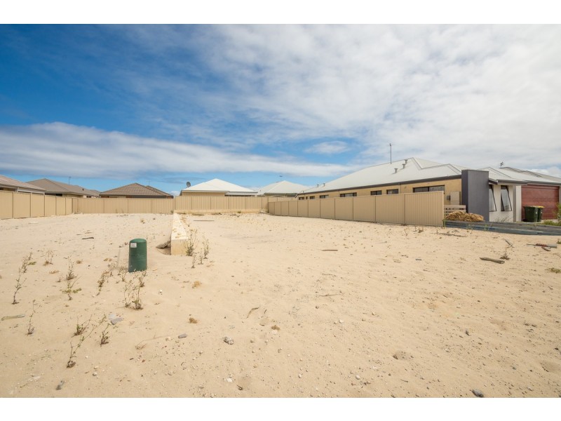 9 Tangelo Grove, Eglinton WA 6034