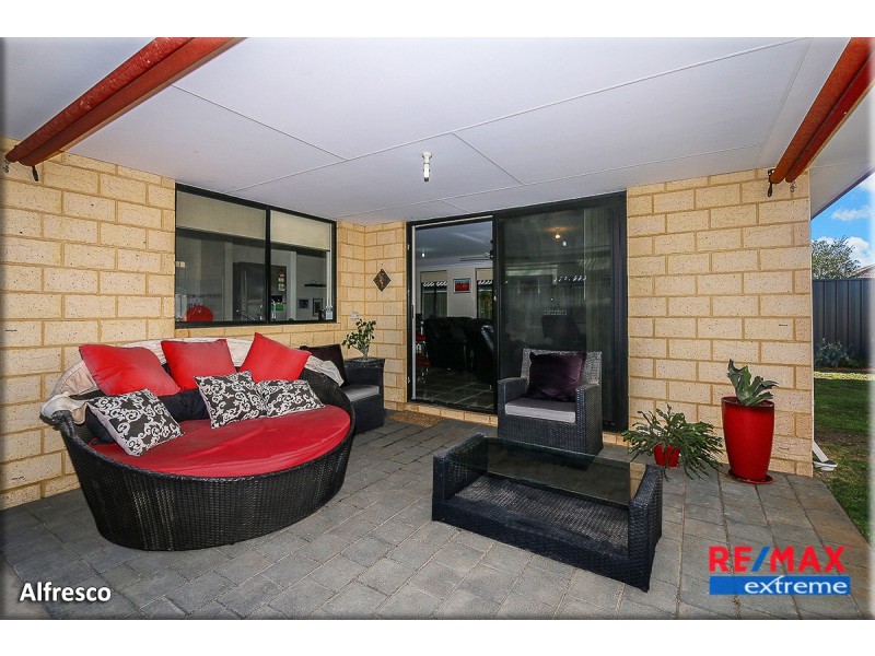 6 Jingana Road, Banksia Grove WA 6031