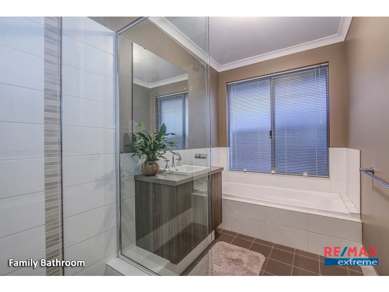 24 Saintfield Corner, Ridgewood WA 6030