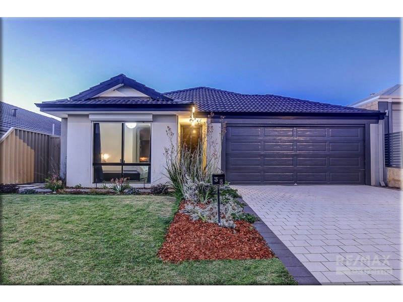 35 Oakbank Crescent, Butler WA 6036