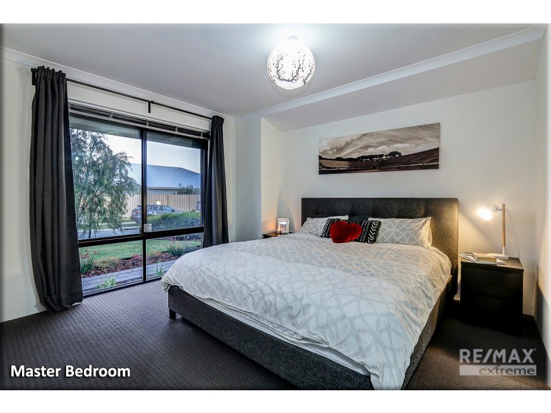 35 Oakbank Crescent, Butler WA 6036